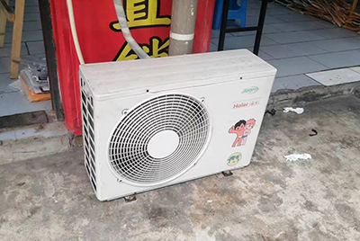 那曲地空调突然不制冷只吹自然风怎么办？